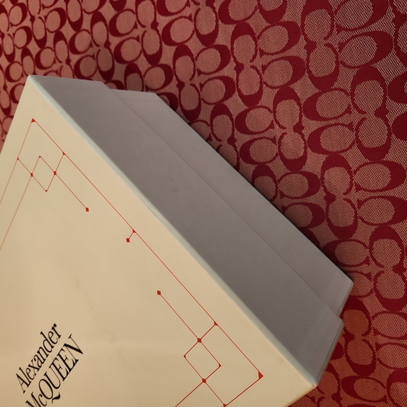 Storage Box - Picture 3 of 7